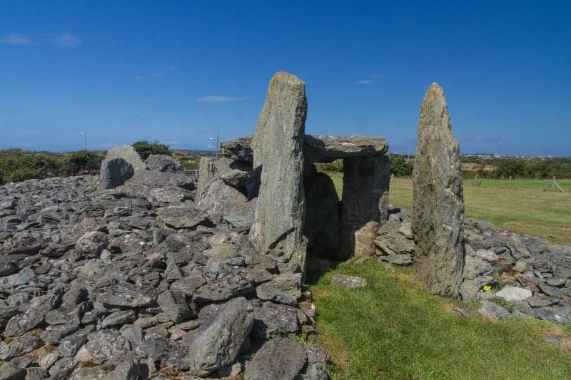 Trefignath Burial Chamber (1)
